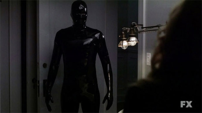 Milano, le “neo prostitute” giovani e sadomaso Milano, le “neo prostitute” giovani e sadomaso