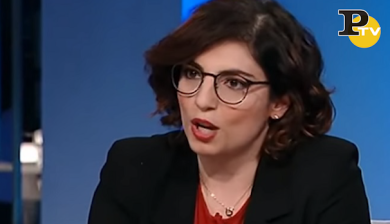 Ecotassa, Castelli (M5S): “Panda 1.2 costerà di più? Scelgano Panda 1000” | video