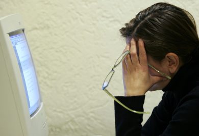 Mal di testa: cos’è e come si cura