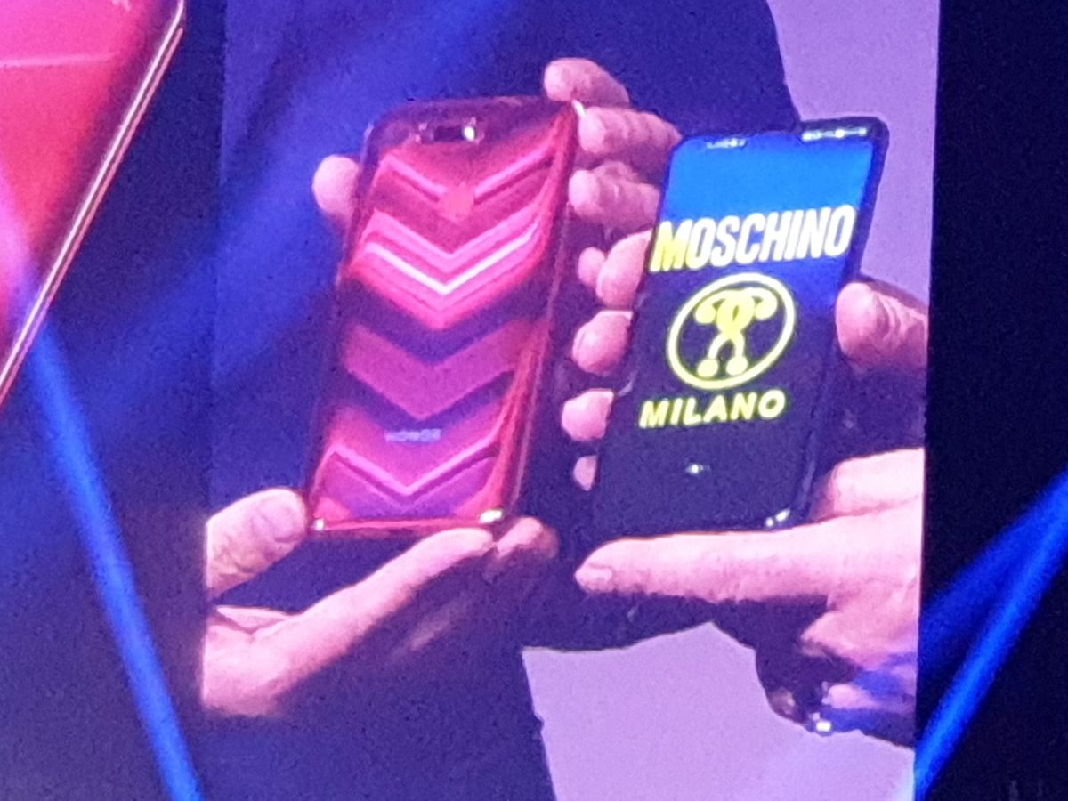 Ecco Honor View20, il nuovo smartphone Ecco Honor View20, il nuovo smartphone