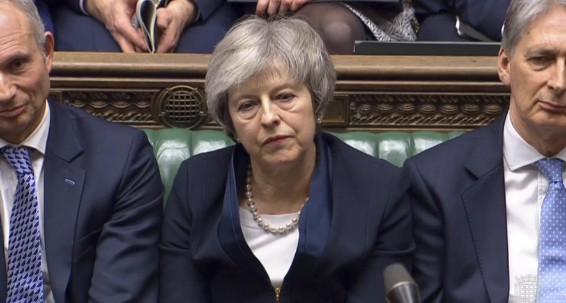 Brexit: Theresa May si salva, ma ora?