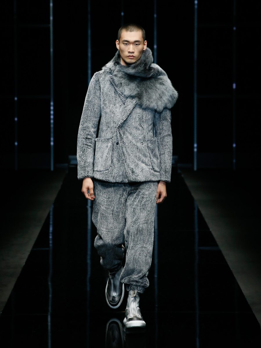 L’uomo Emporio Armani metropolitano e naturalista L’uomo Emporio Armani metropolitano e naturalista
