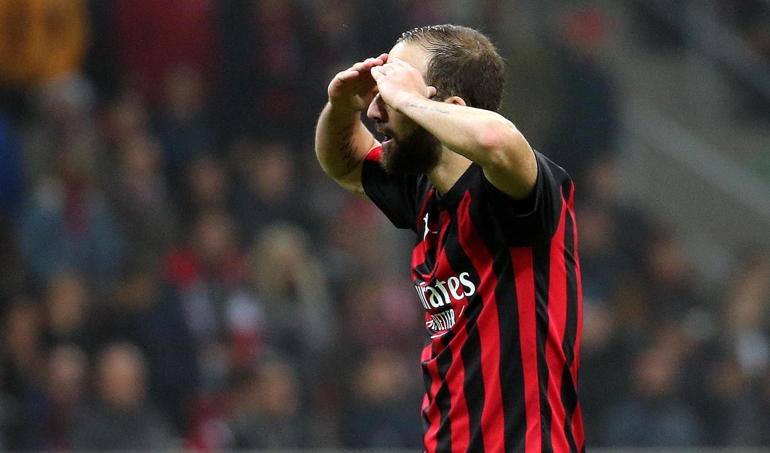 Higuain è un flop, ma il Milan non ne può fare a meno Higuain è un flop, ma il Milan non ne può fare a meno