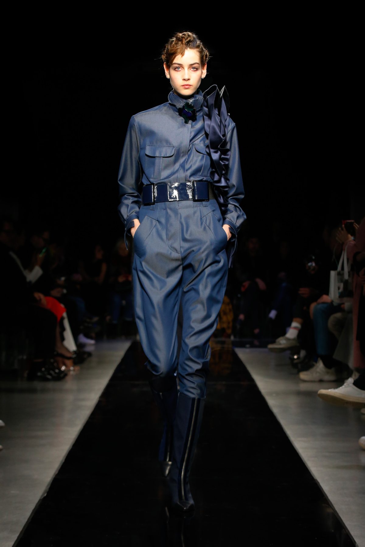 Galleria foto 'Per la MFW, Armani regala una Rapsodia in Blu' - foto 4