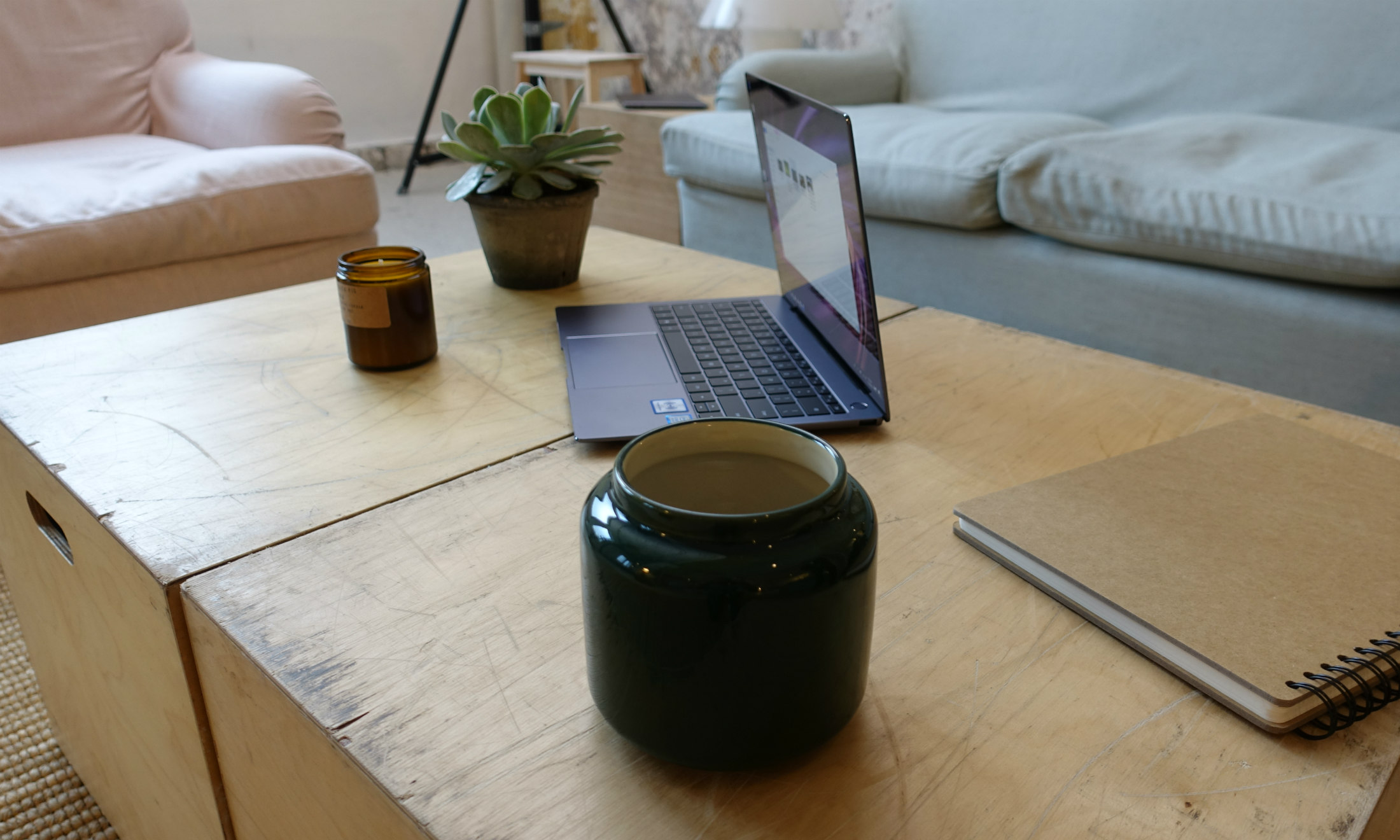 Huawei Matebook X Pro, il pc che dialoga con lo smartphone