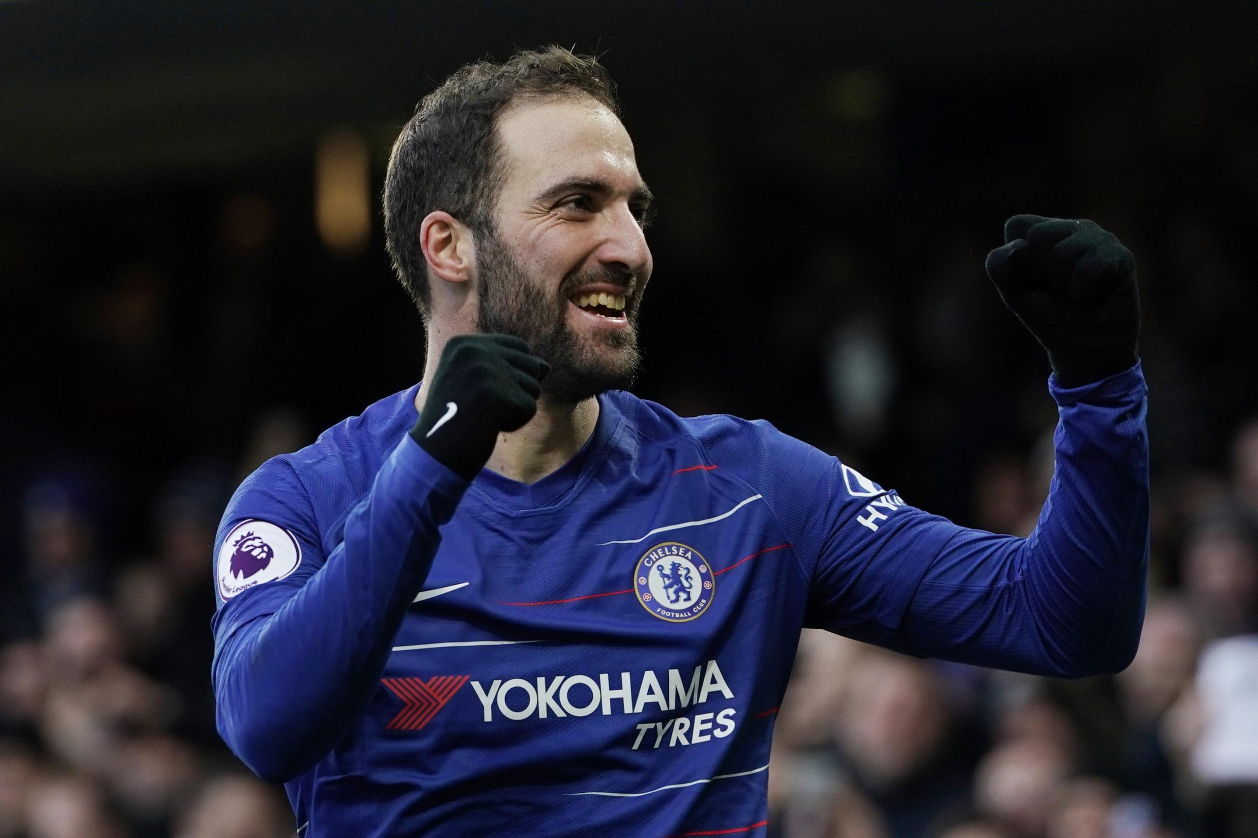 Chelsea, mercato vietato dalla Fifa. Ecco cosa succede con Higuain