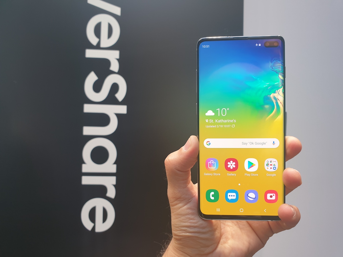 Arrivano i Samsung Galaxy S10, S10+ e S10e, con la sorpresa 5G Arrivano i Samsung Galaxy S10, S10+ e S10e, con la sorpresa 5G
