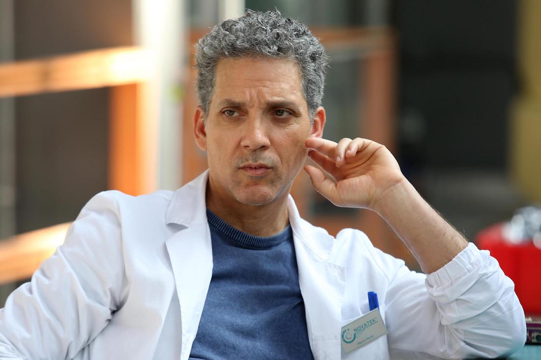 Il mondo sulle spalle: il film tv con Beppe Fiorello Il mondo sulle spalle: il film tv con Beppe Fiorello