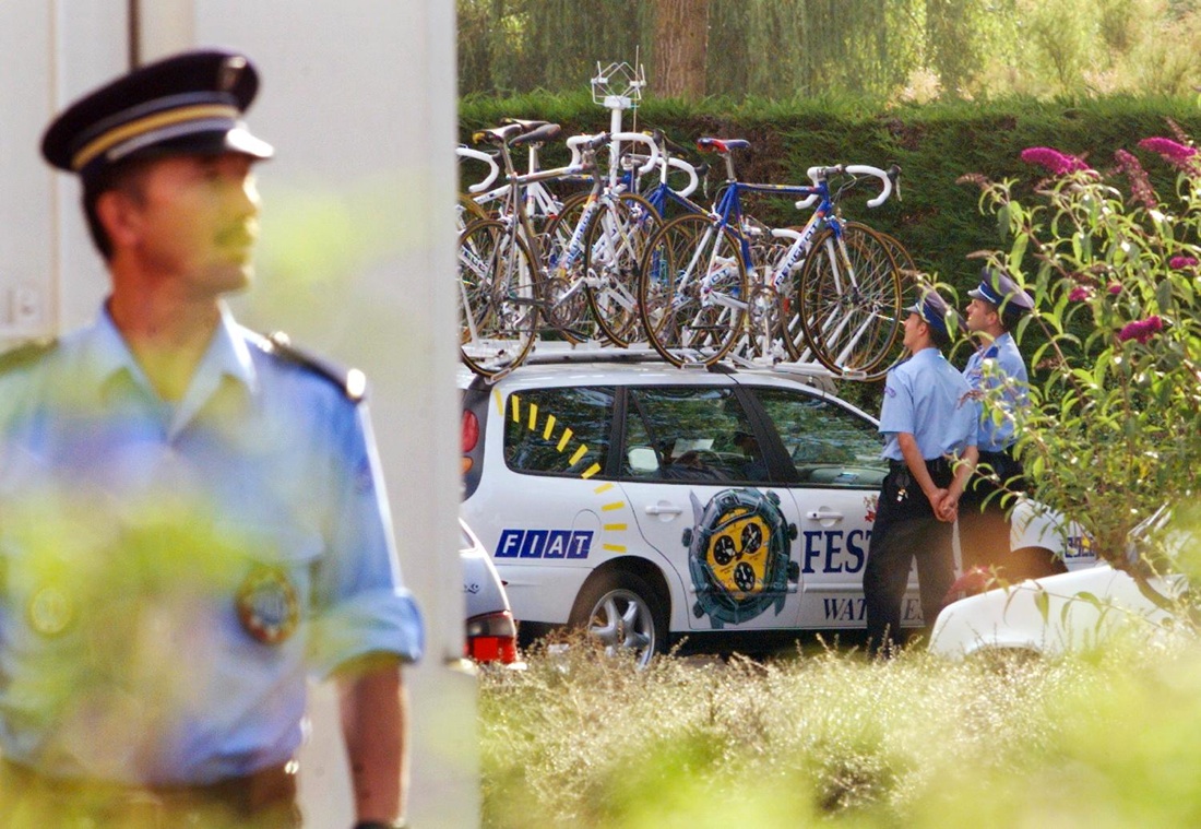 Marco Pantani: 15 anni fa moriva il “Pirata”. La storia e le foto