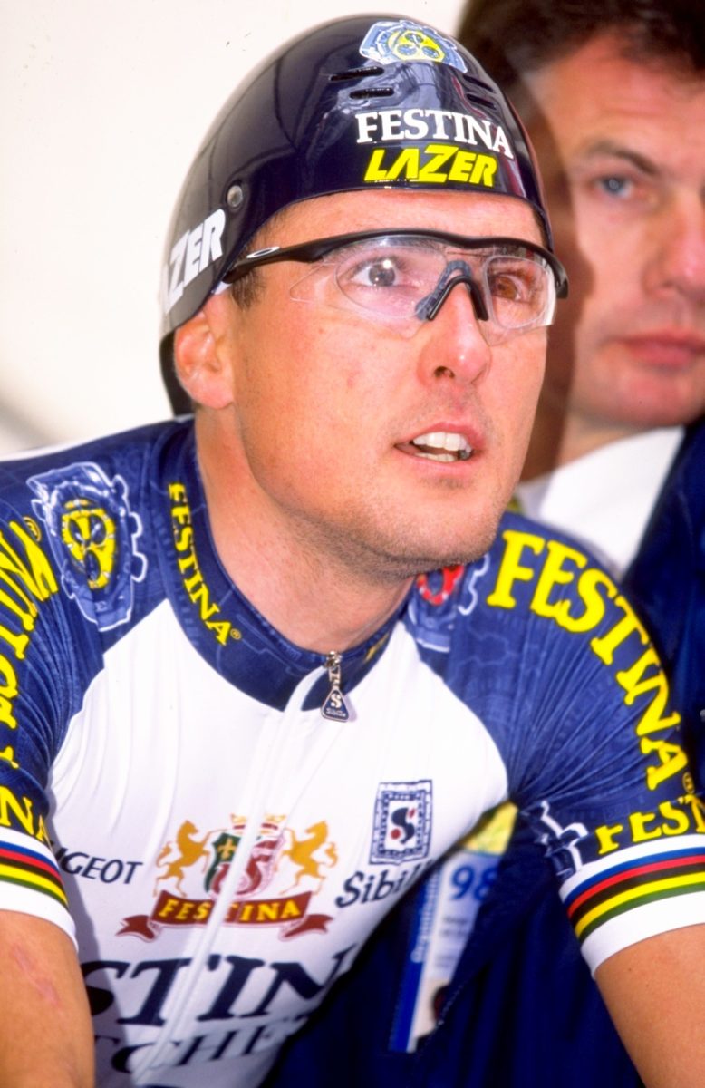 Marco Pantani: 15 anni fa moriva il “Pirata”. La storia e le foto