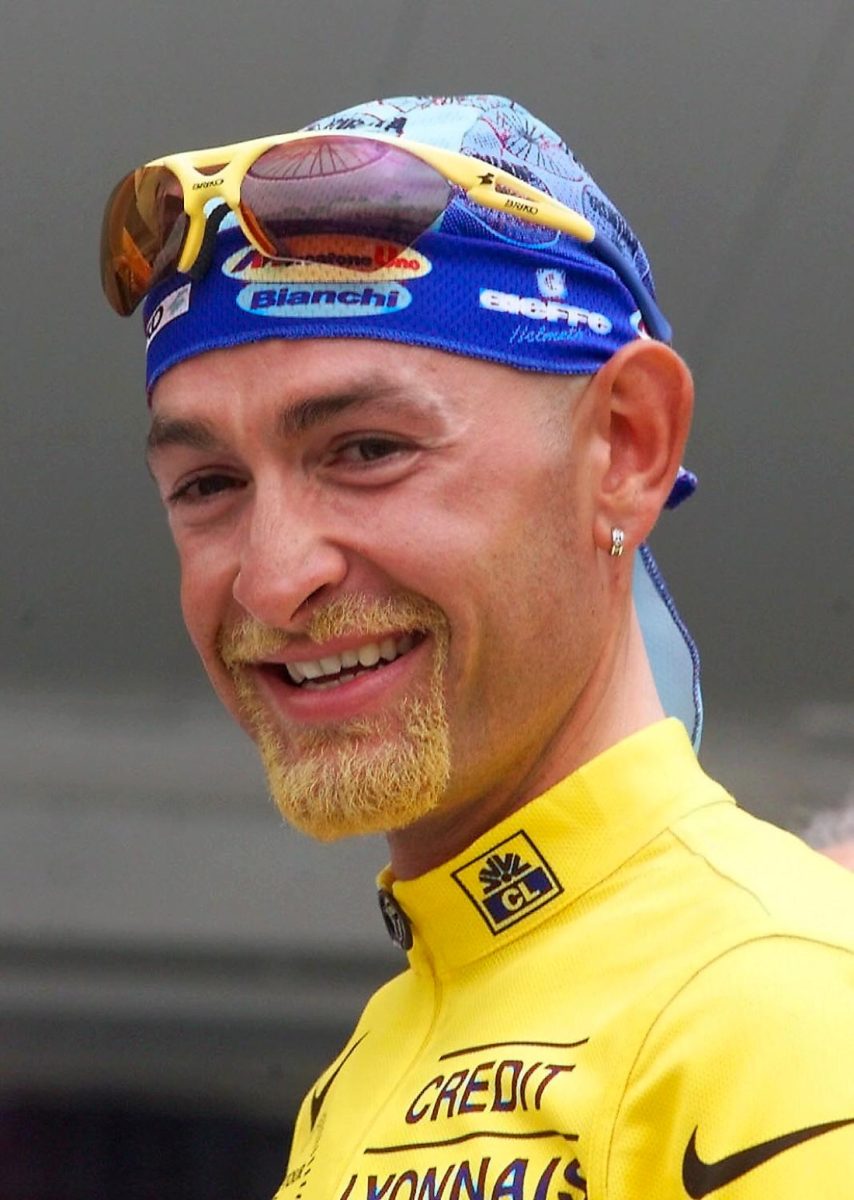 Marco Pantani: 15 anni fa moriva il “Pirata”. La storia e le foto