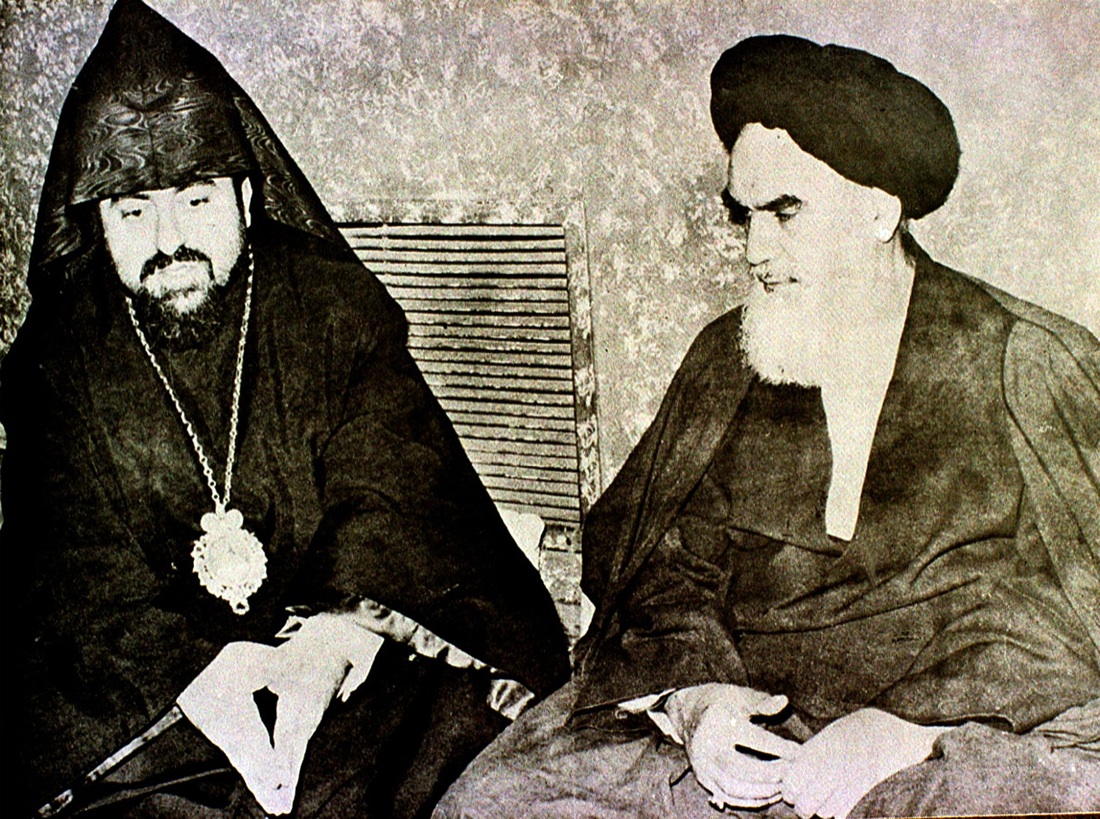 40 anni fa l’ingresso di Khomeini a Teheran: storia e foto