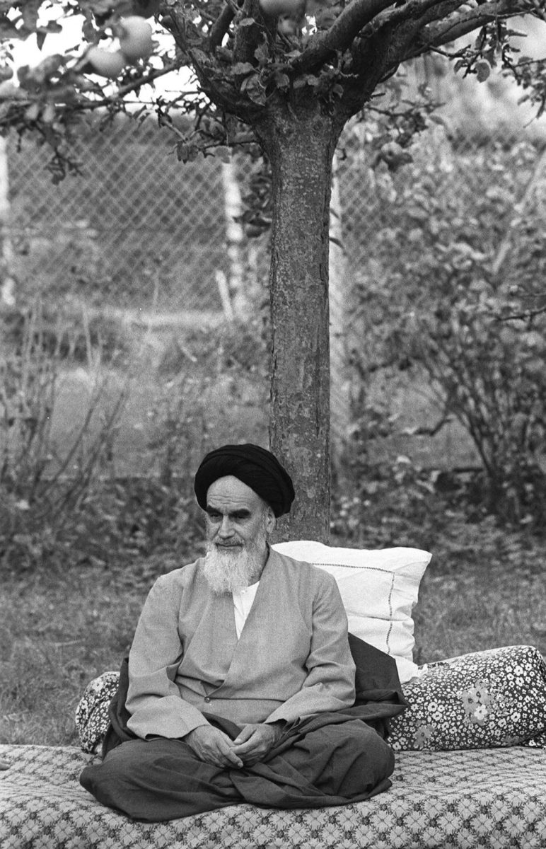 40 anni fa l’ingresso di Khomeini a Teheran: storia e foto