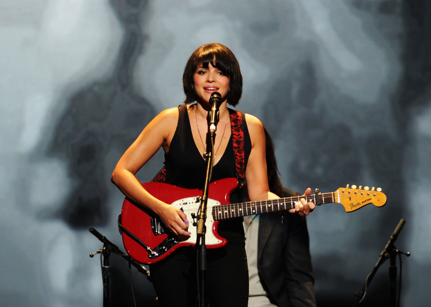 Norah Jones: la record woman del pop-jazz compie 40 anni Norah Jones: la record woman del pop-jazz compie 40 anni