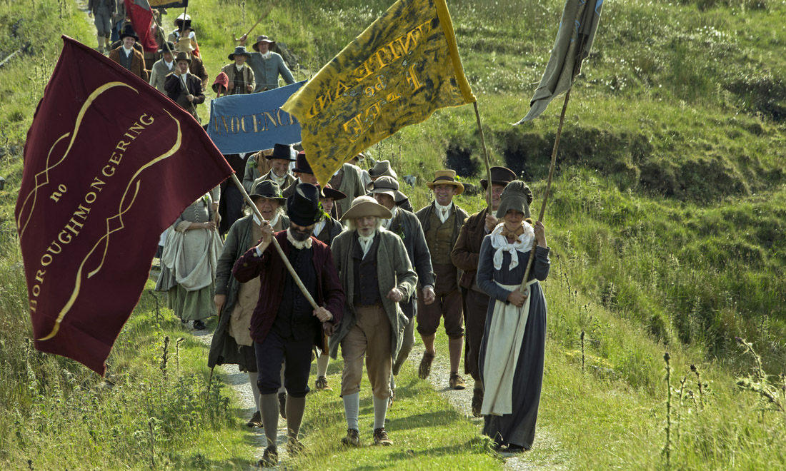 Mike Leigh porta al cinema il massacro di Peterloo – Video