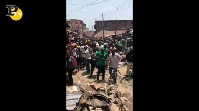 Nigeria: crolla una scuola a Lagos, bambini sotto le macerie