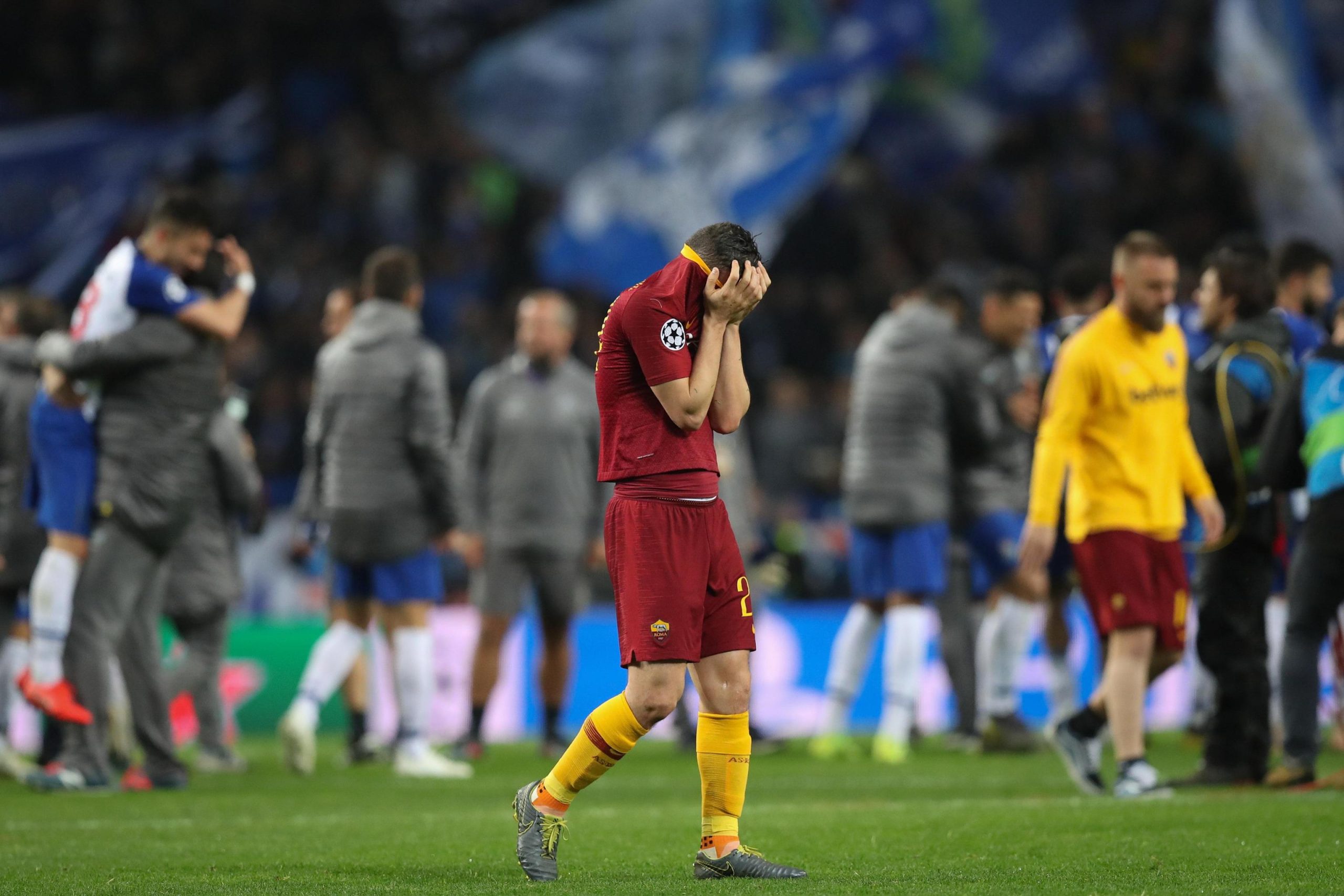 Roma, rivoluzione dopo l’uscita dalla Champions League Roma, rivoluzione dopo l’uscita dalla Champions League
