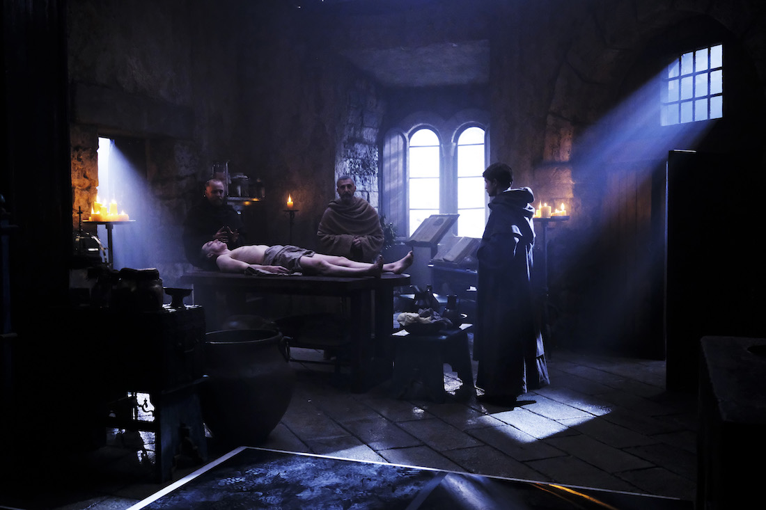 Il nome della rosa: le anticipazioni della prima puntata Il nome della rosa: le anticipazioni della prima puntata