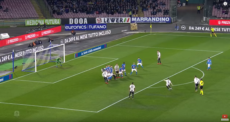 Napoli-Juventus e il giallo del gol di Pjanic: era fuorigioco? Napoli-Juventus e il giallo del gol di Pjanic: era fuorigioco?