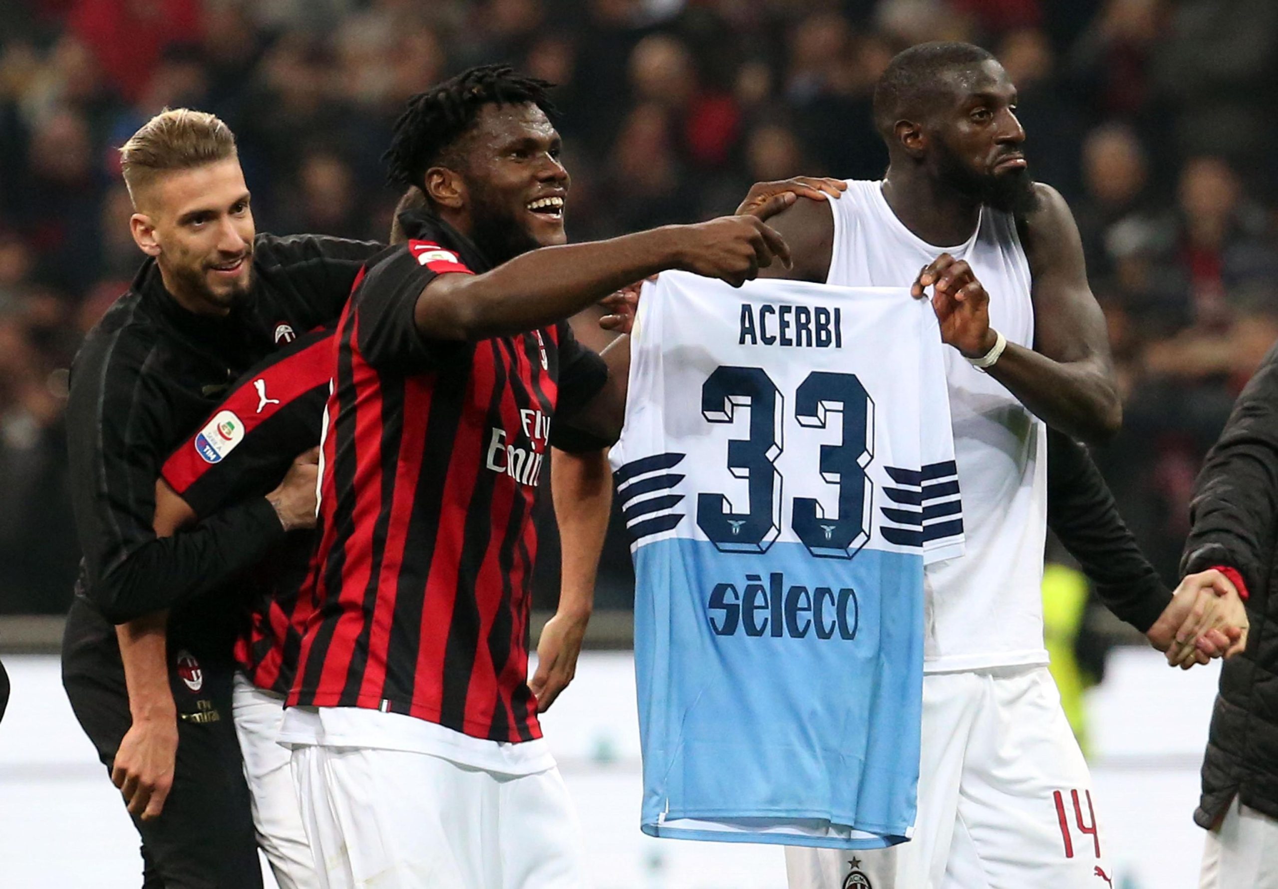 Lazio, la curva resta aperta. Il verdetto del Giudice sul razzismo a San Siro Lazio, la curva resta aperta. Il verdetto del Giudice sul razzismo a San Siro