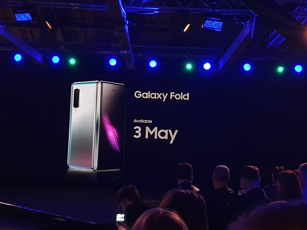 Galaxy Fold, perché è stato rimandato