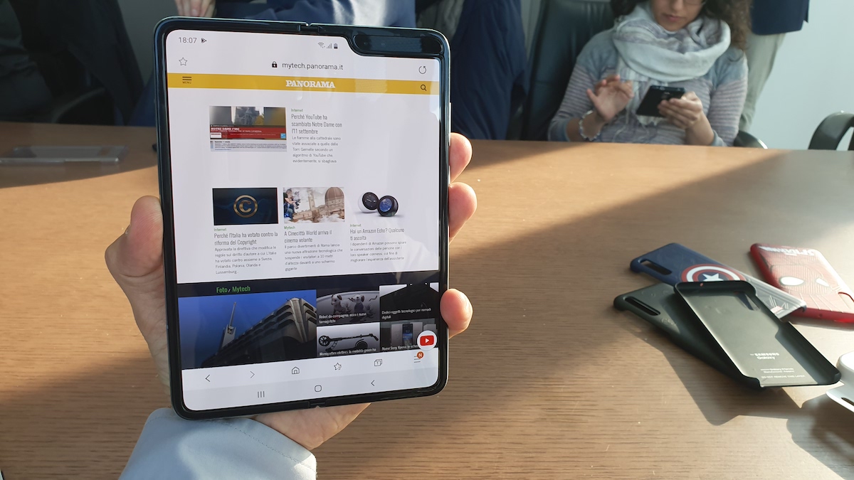 Galleria foto 'Samsung Galaxy Fold, la nostra prova' - foto 6