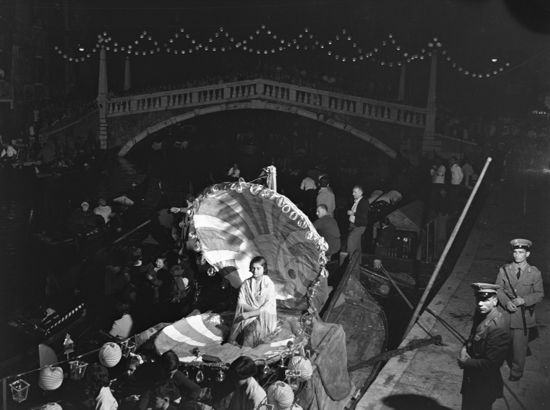 Dior a Venezia: in mostra le immagini dell’archivio Cameraphoto