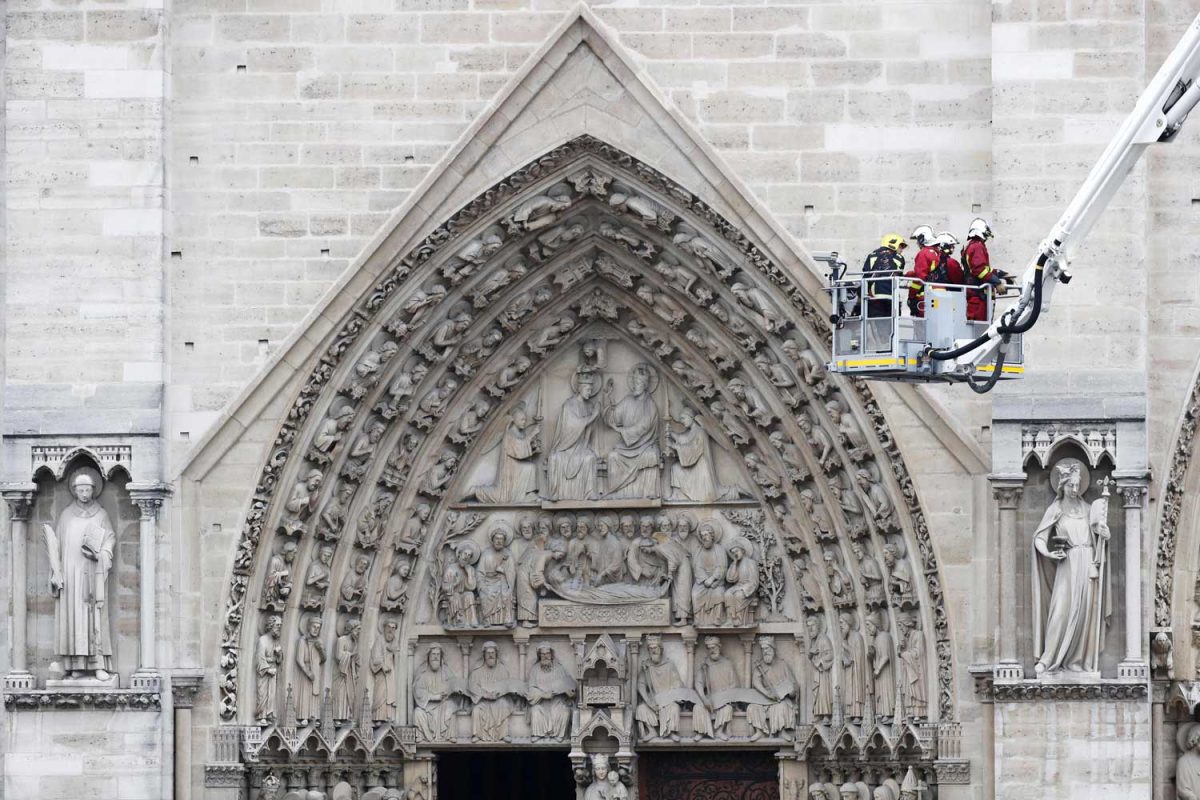 Galleria foto 'Incendio a Notre Dame | foto' - foto 11