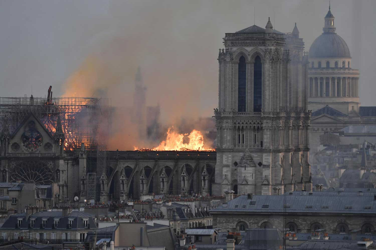 Incendio a Notre Dame | foto Incendio a Notre Dame | foto