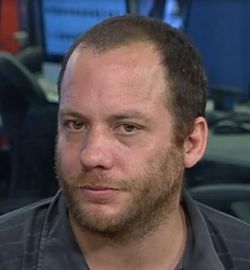 “Quando si svegliò, il dinosauro già non era lì” Intervista a Lucas Carrasco