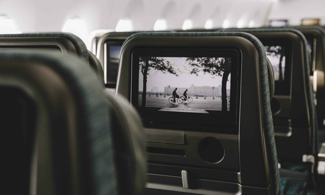 Volo in aereo. Ora la economy ti riempie di coccole Volo in aereo. Ora la economy ti riempie di coccole