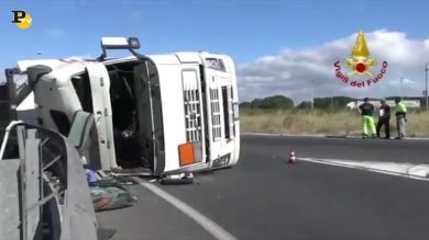 Incidente a Catania: tir si ribalta sul ponte Primosole