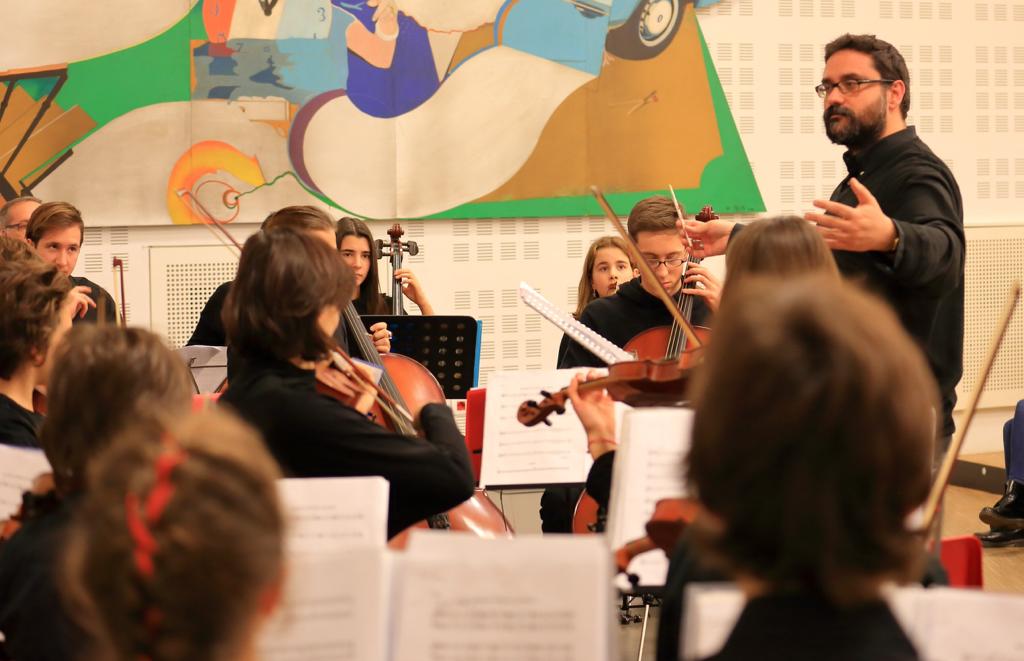 Insegnare è trasmettere la bellezza dell’arte che fai. Intervista a Damiano Di Gangi