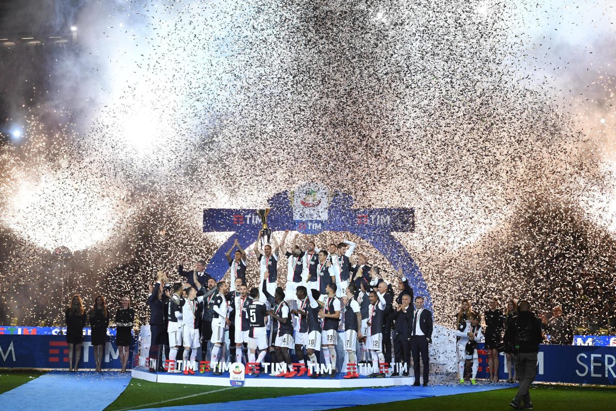 Galleria foto 'Juventus, le immagini della festa scudetto (e dell’addio di Allegri)' - foto 12