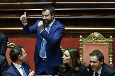 La campagna elettorale? Tutti contro Salvini