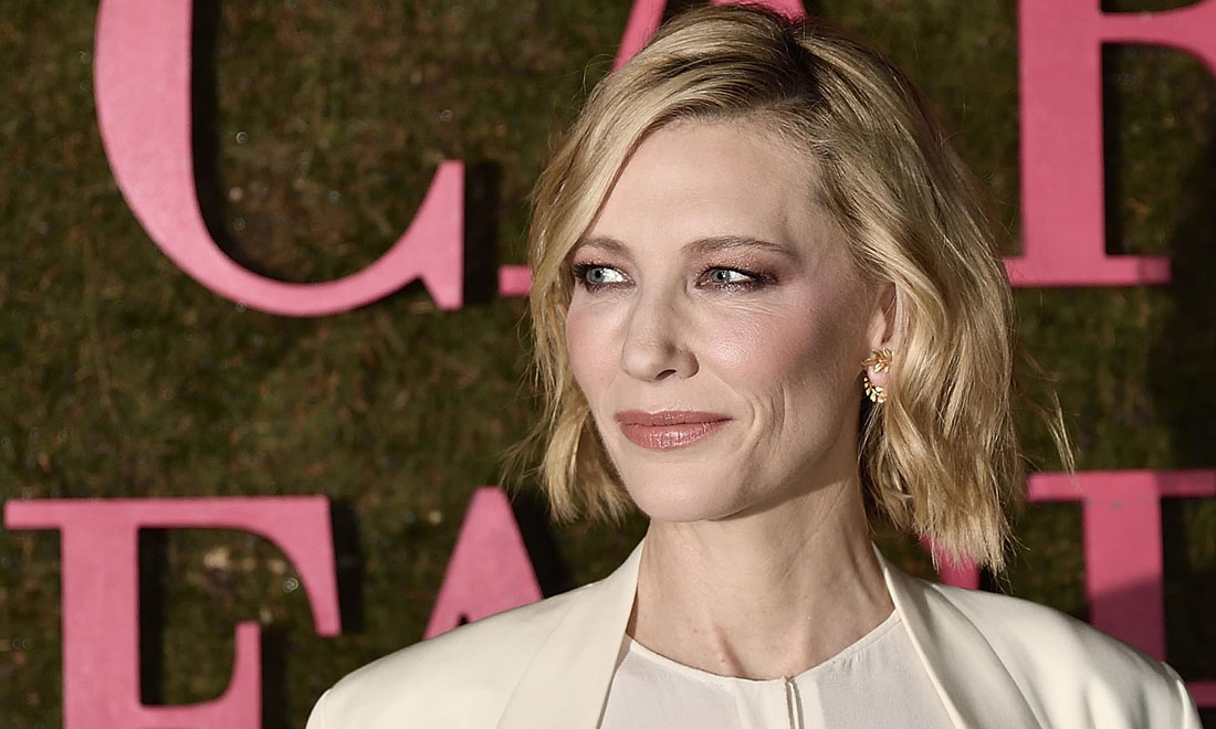 Cate Blanchett, 50 anni di talento e bellezza raffinata – Foto