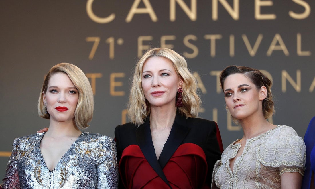 Cate Blanchett, 50 anni di talento e bellezza raffinata – Foto
