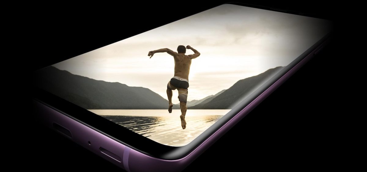 Galleria foto 'Il notch ha ucciso la creatività degli smartphone' - foto 14