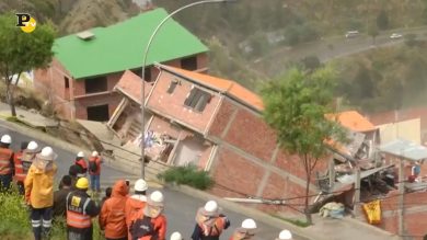 La Paz, terribile frana inghiotte le case