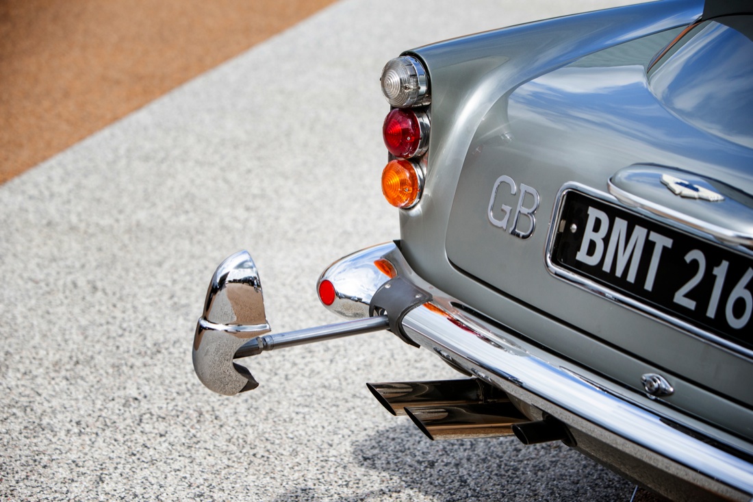 All’asta la Aston Martin DB5 di James Bond – Foto e video