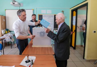 Ballottaggi: vince il centrodestra, perde il Pd, male anche il M5S