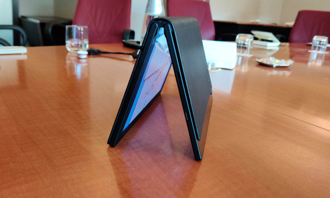 Pc pieghevole di Lenovo, la nostra prova in anteprima – Foto e video Pc pieghevole di Lenovo, la nostra prova in anteprima – Foto e video