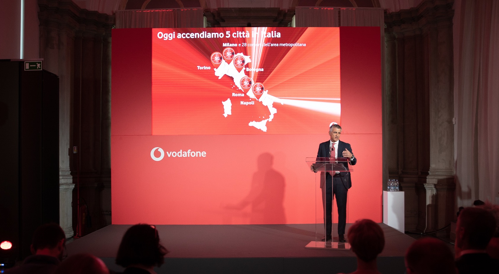 5G in Italia? Ci siamo, grazie a Vodafone 5G in Italia? Ci siamo, grazie a Vodafone