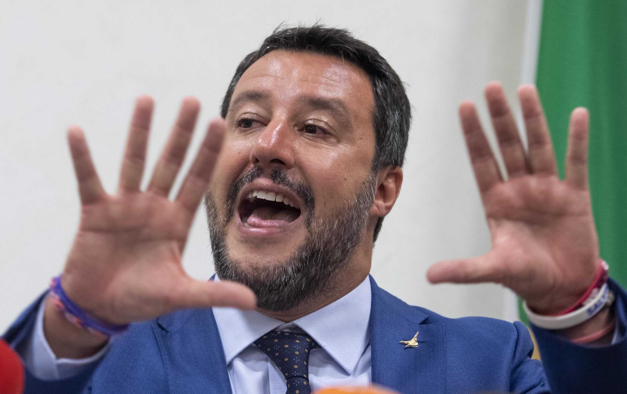 Salvini bla bla governo vediamo come  e intanto  Conte  va con il Pd e pure Mattarella