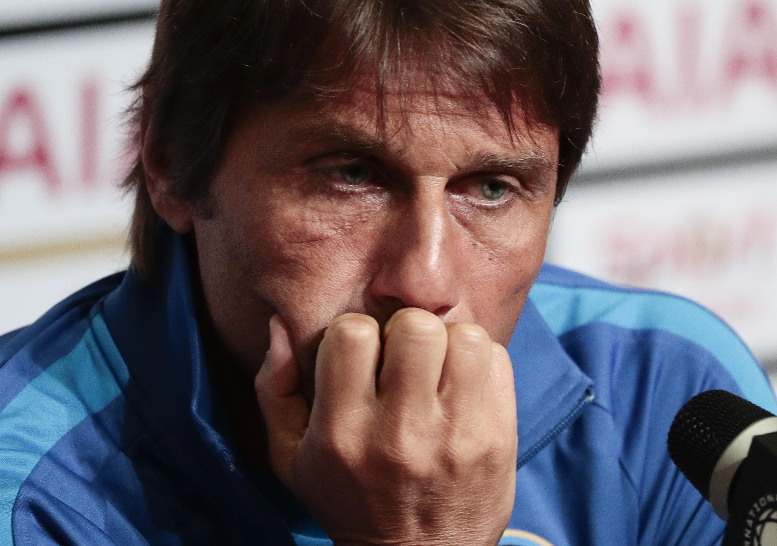 L’Inter scopre il metodo Conte: via i big (e Marotta in difficoltà) L’Inter scopre il metodo Conte: via i big (e Marotta in difficoltà)