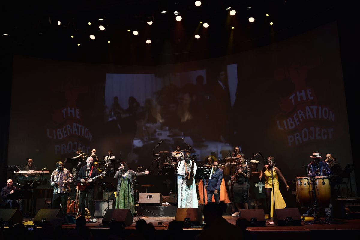 Phil Manzanera: “Vi racconto di Mandela, Roxy Music e Pink Floyd” Phil Manzanera: “Vi racconto di Mandela, Roxy Music e Pink Floyd”