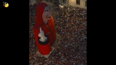 Casa di Carta 3: le prime due puntate in anteprima in Piazza Affari