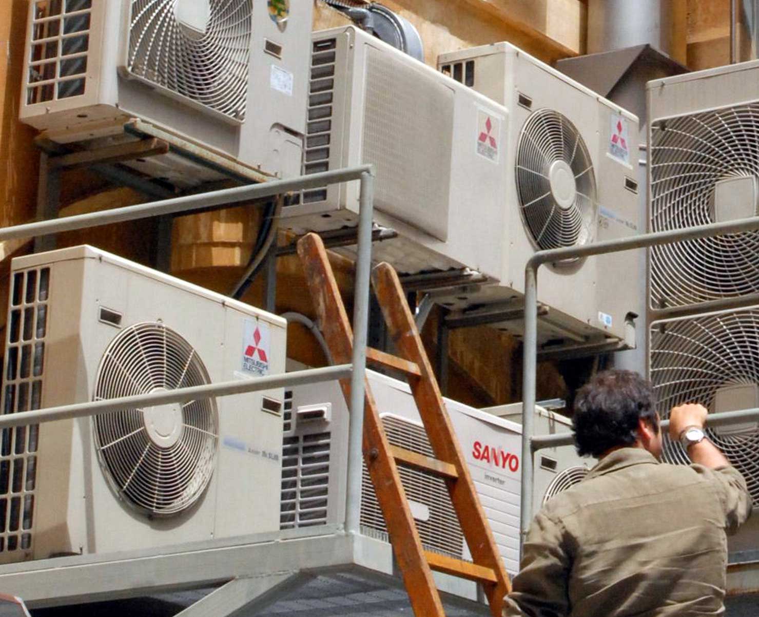 Comprare un condizionatore, bonus fiscale e detrazione. Ecco come Comprare un condizionatore, bonus fiscale e detrazione. Ecco come