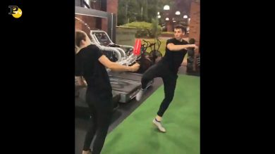 Ragazzo prova la Bottle Challenge ma colpisce l’amica