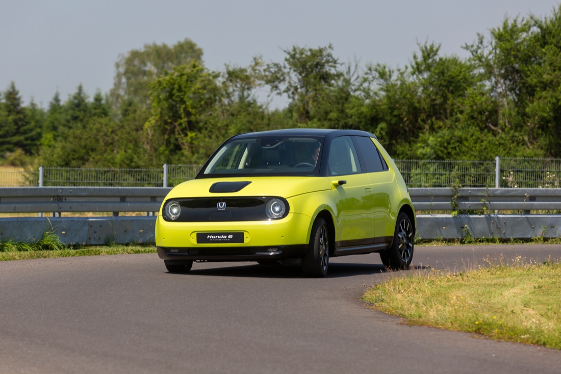 La nuova Honda “E”, la city car elettrica dal cuore sportivo